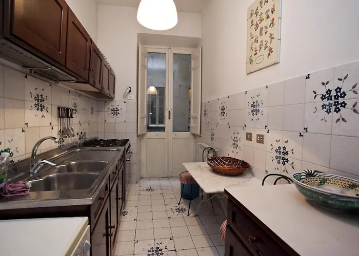 Family 2br In Via Giulia